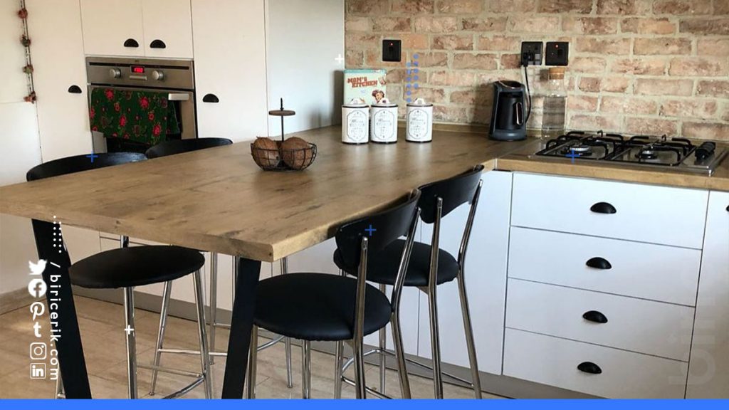 Mutfak Dekorasyonlarinda Masa Kullanimi3 Mutfak Dekorasyonlarinda Masa Kullanimi3