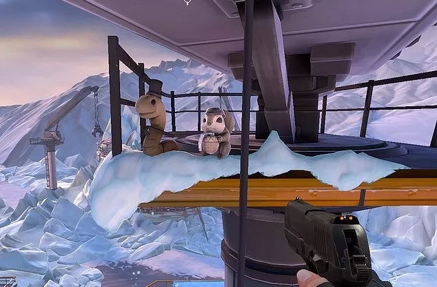 Solucan Ve Bombacı Sincap