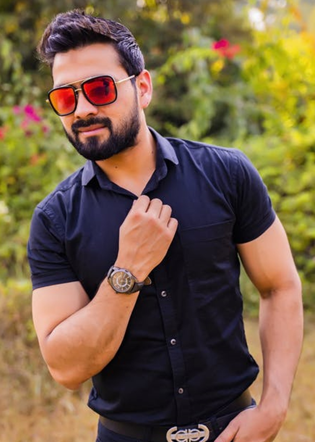 Üzerinize Giydiğiniz Gömlekler Vücudunuza Oturmalı